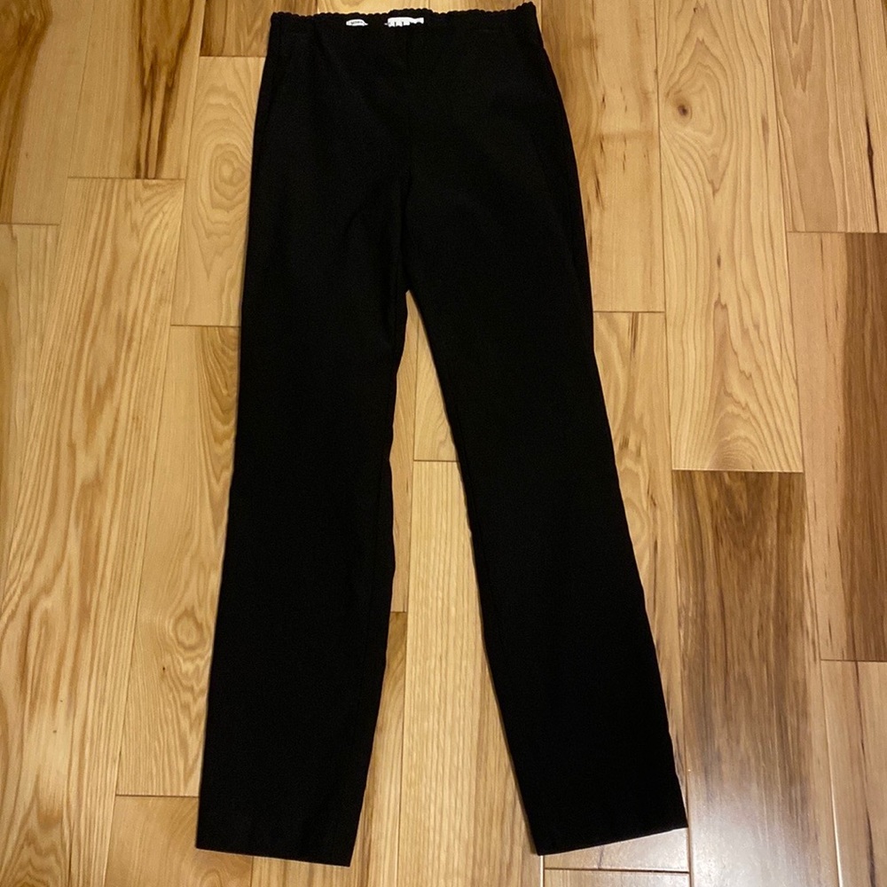 Pull on Elle slacks. Perfect condition- from a smoke and pet free home.